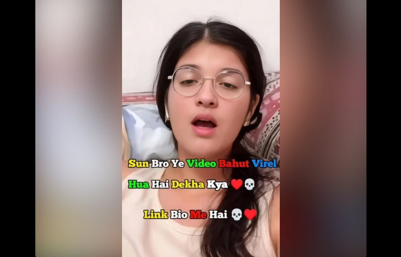 Beautiful CHASHMISH GIRL TRENDING Full NUDE Jiggling hot Boobs, Pink Pussy Dildo Masturbation